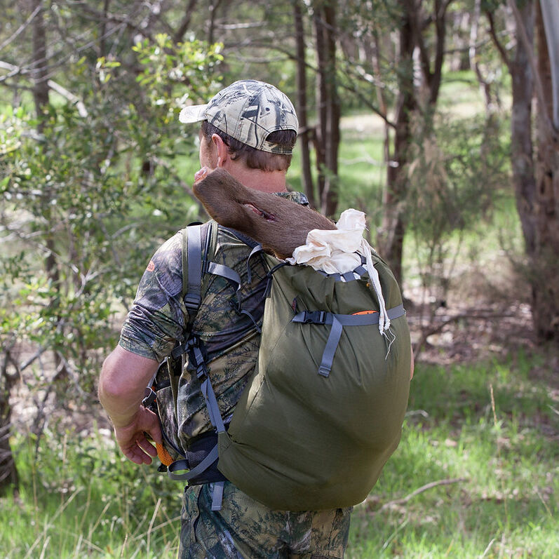 Moroka 30 quartermaster meatbag hunting game bag